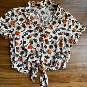 Halloween tie front top